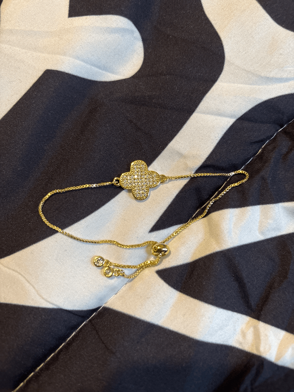 Clover bracelet