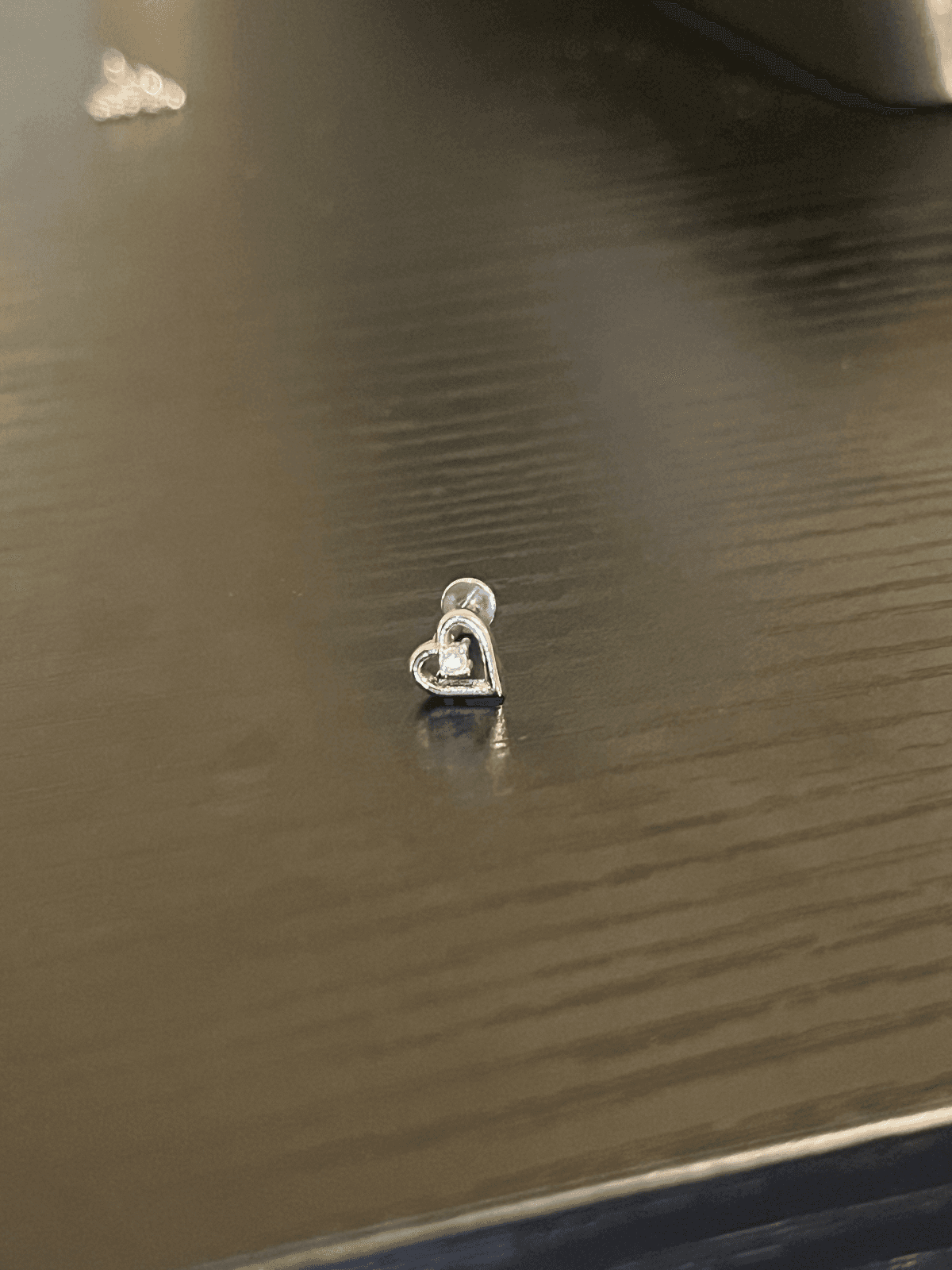 Heart ear stud